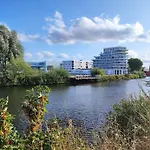 Caen Au Fil De L\'Eau